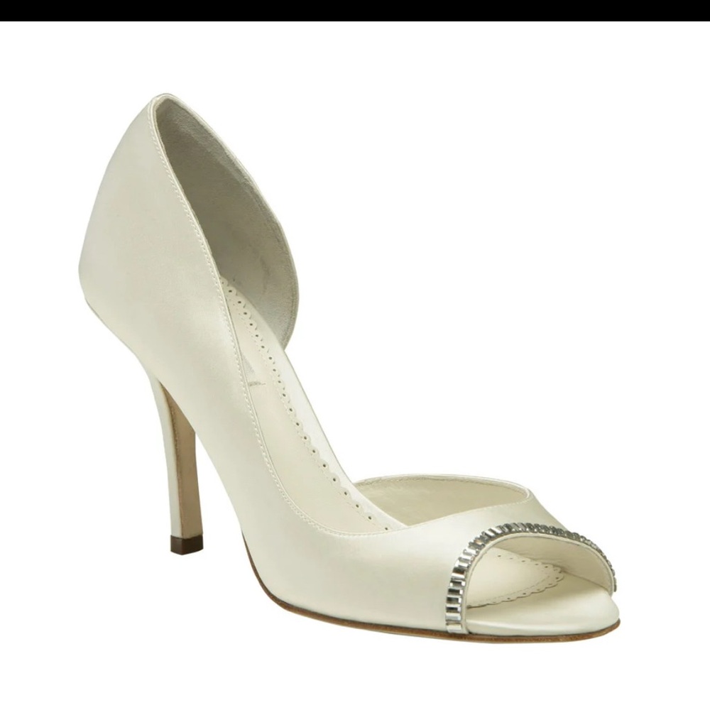 Benjamin Adams YASMIN Ivory Silk Wedding shoes Swarovski Crystals Pump Deyable